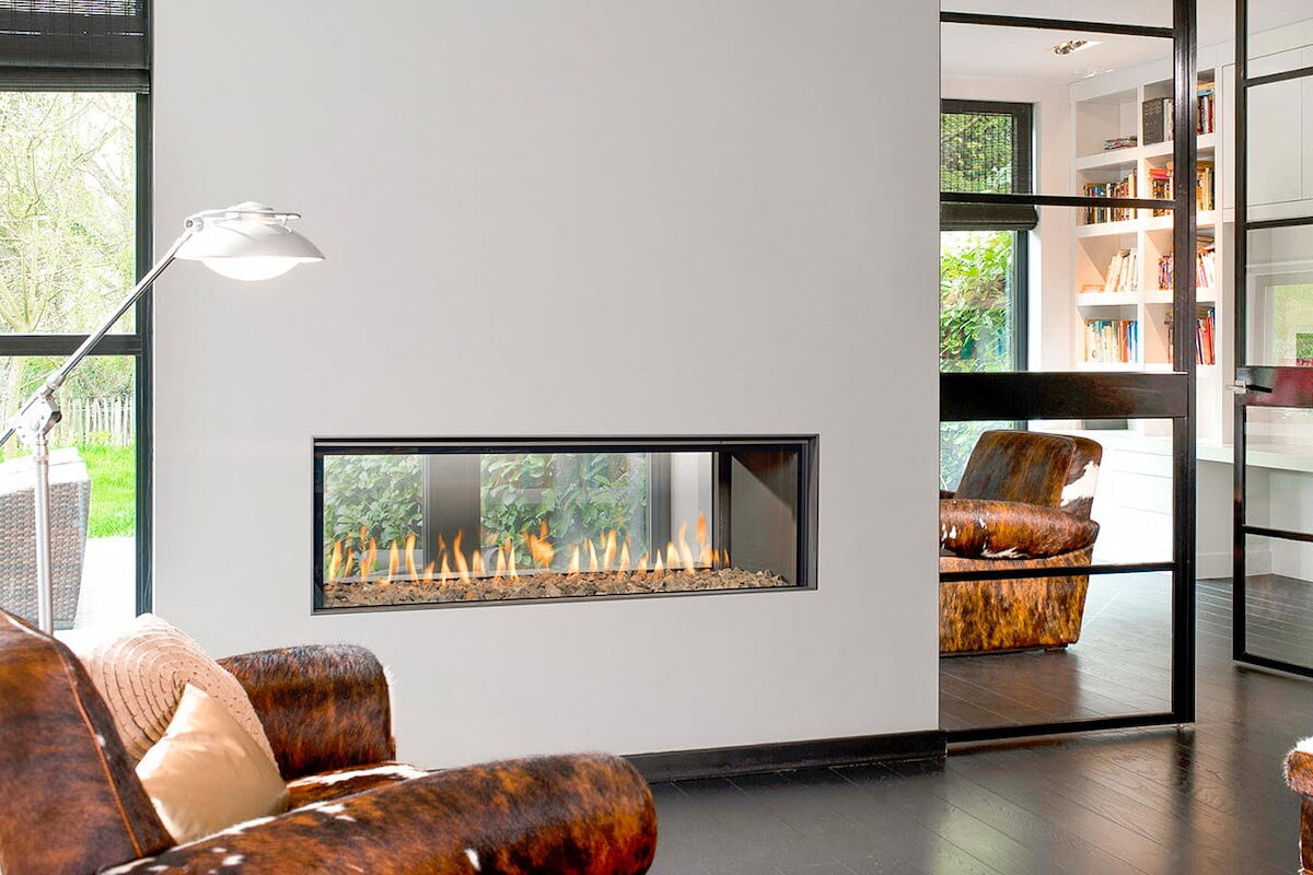 Tunnel gasspeis som brukes som romdeler mellom stue og kontor